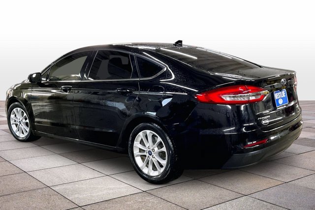 Certified 2019 Ford Fusion SE FWD image 4