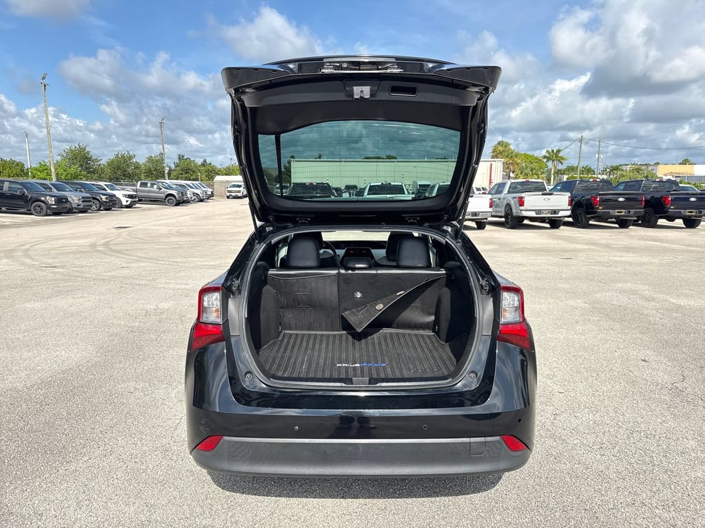 Used 2019 Toyota Prius XLE w/ Advanced Technology Package AWD/4WD image 26