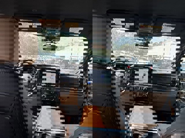 Certified 2025 Ford F250 Lariat w/ Tremor Off-Road Package image 12