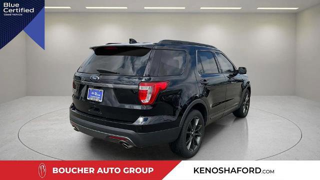 Certified 2017 Ford Explorer XLT w/ Equipment Group 202A FWD image 5