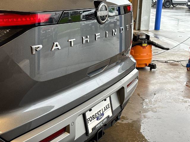 Used 2023 Nissan Pathfinder Platinum AWD/4WD image 22