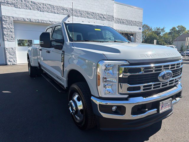 Certified 2026 Ford F350 XLT w/ Snow Plow Prep Package AWD/4WD image 8