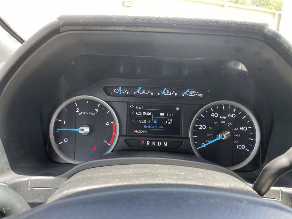 Certified 2021 Ford F250 XLT w/ XLT Premium Package AWD/4WD image 30