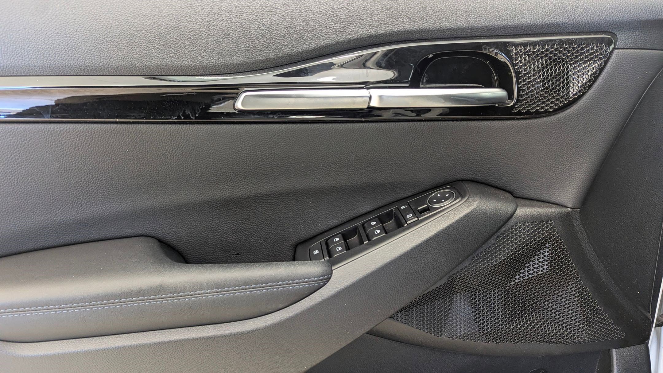 Used 2023 Kia Seltos S image 12