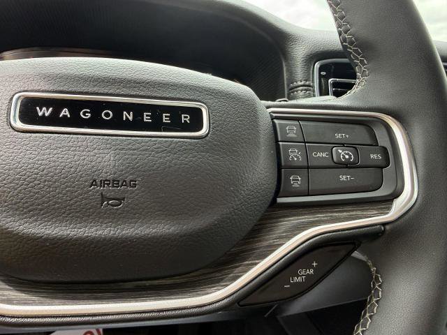 Used 2024 Jeep Wagoneer Series II w/ Flexible Seating Group AWD/4WD image 20