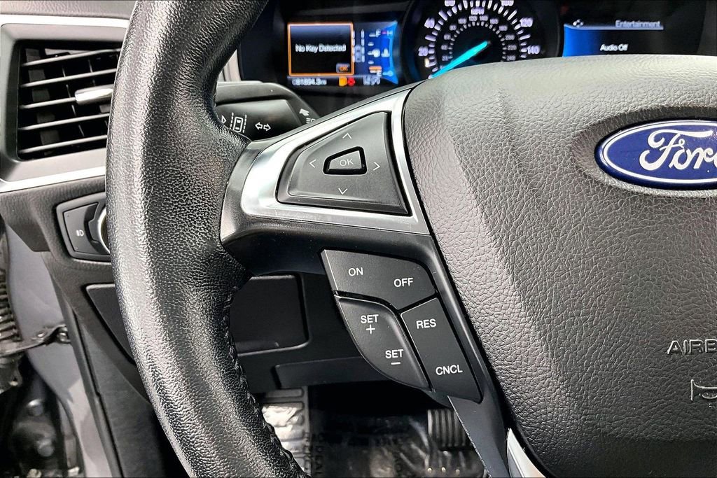 Certified 2022 Ford Edge Titanium AWD/4WD image 18