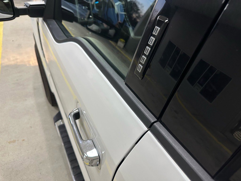 Certified 2022 Ford F250 Lariat w/ Chrome Package image 17