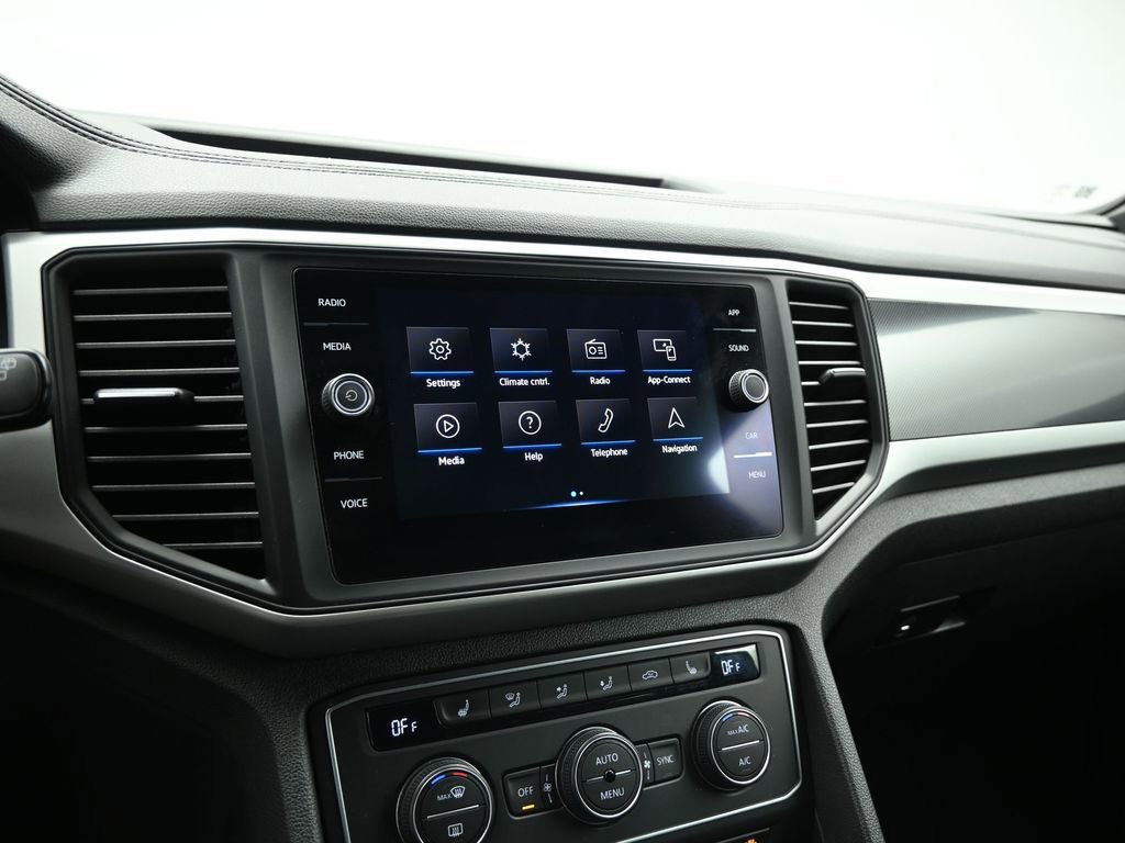 Used 2021 Volkswagen Atlas Cross Sport SE image 41