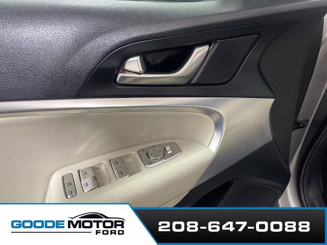Used 2024 Genesis G70 2.5T AWD/4WD image 9