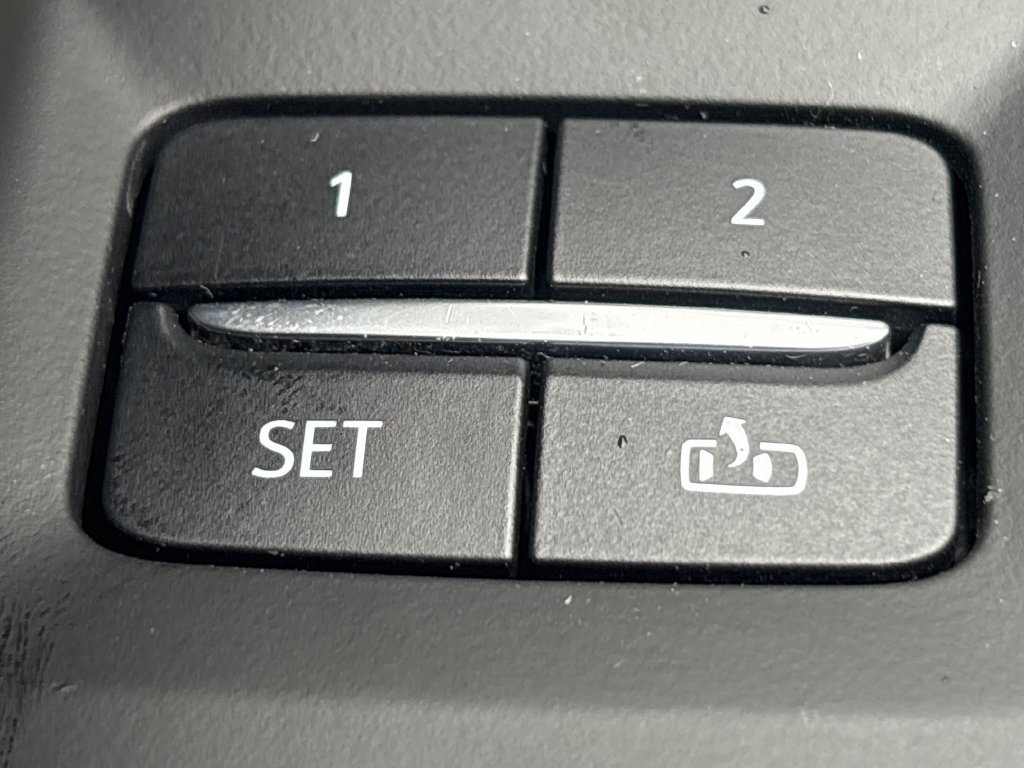 Used 2021 Chevrolet Tahoe High Country AWD/4WD image 37