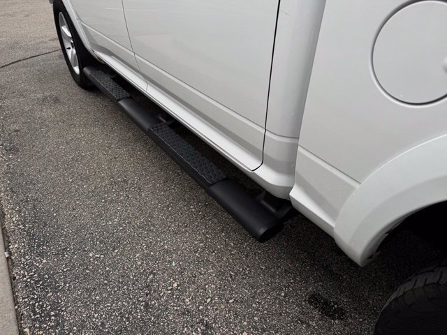 Used 2018 RAM 1500 SLT AWD/4WD image 38