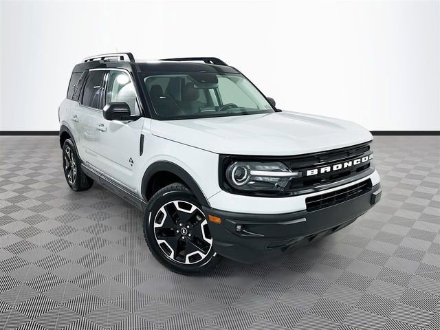 Certified 2022 Ford Bronco Sport Outer Banks w/ Tech Package image 6
