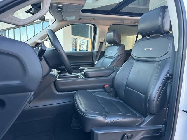 Certified 2025 Ford Expedition Max Platinum image 14