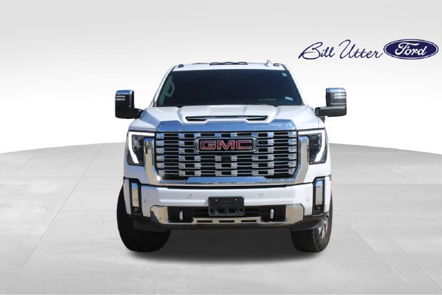 Used 2025 GMC Sierra 2500 Denali w/ Denali Reserve Package AWD/4WD image 2