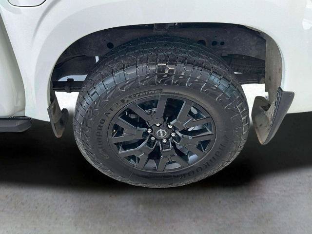 Used 2023 Nissan Frontier SV w/ Midnight Edition Package AWD/4WD image 31