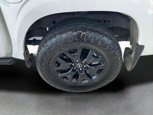 Used 2023 Nissan Frontier SV w/ Midnight Edition Package AWD/4WD image 31