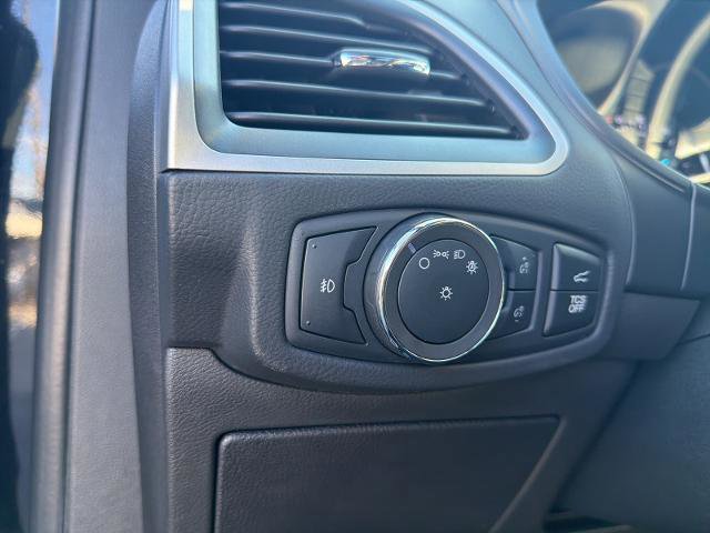 Certified 2022 Ford Edge ST-Line w/ Class II Trailer Tow Package image 25