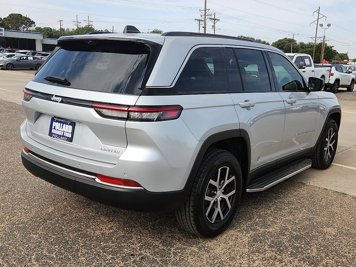 Used 2024 Jeep Grand Cherokee Limited w/ Luxury Tech Group II RWD image 3