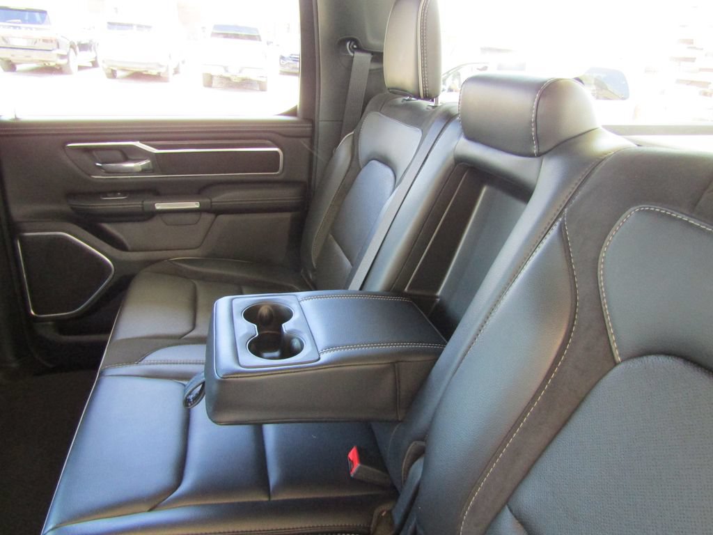 Used 2023 RAM 1500 Laramie AWD/4WD image 32