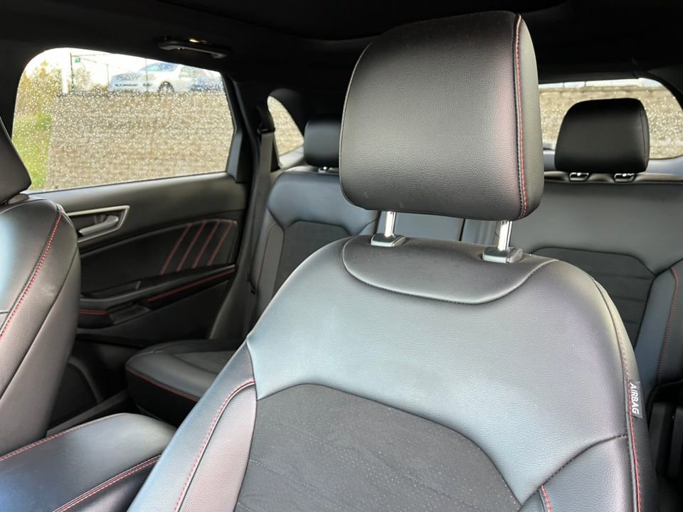 Certified 2024 Ford Edge ST-Line image 17