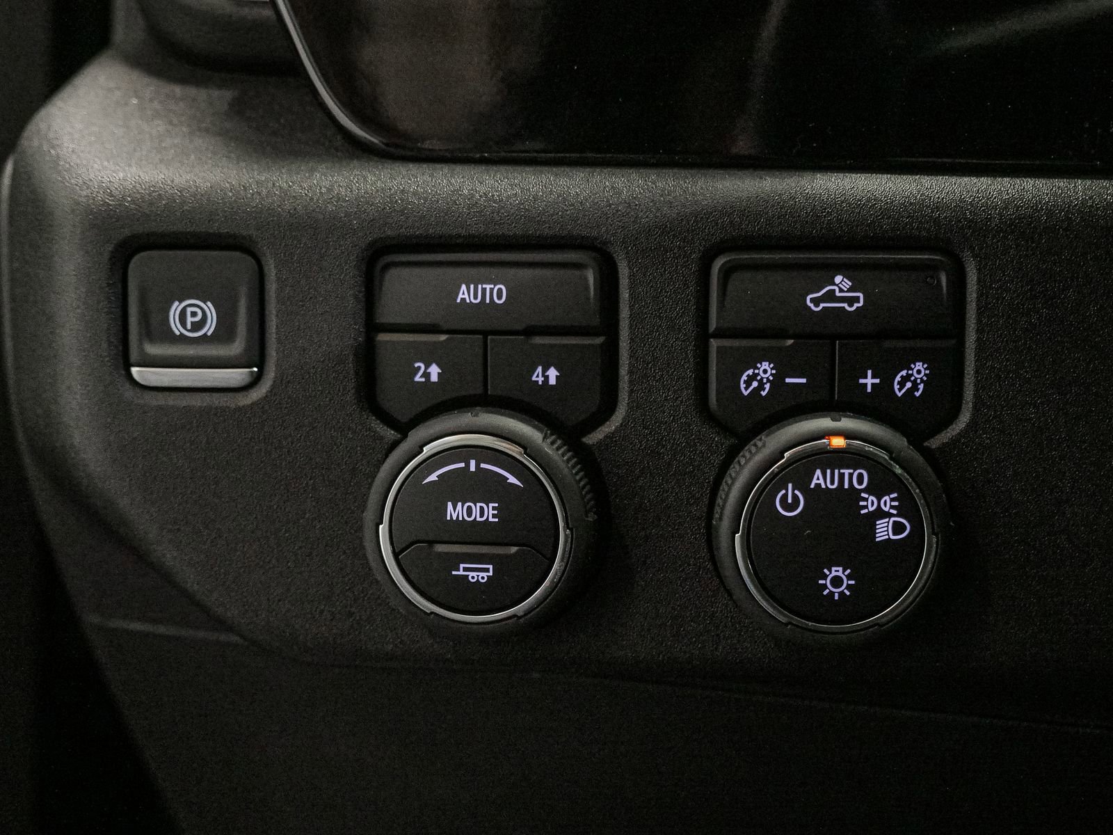 Used 2025 Chevrolet Silverado 1500 LT image 25