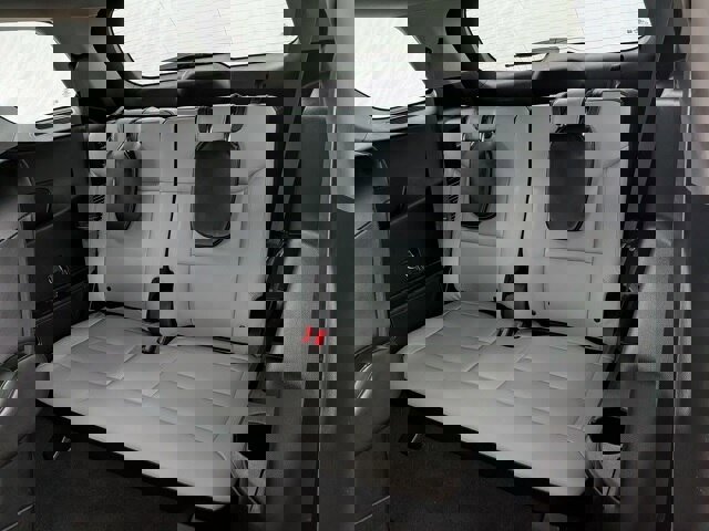 Certified 2021 Ford Explorer XLT w/ Equipment Group 202A image 21