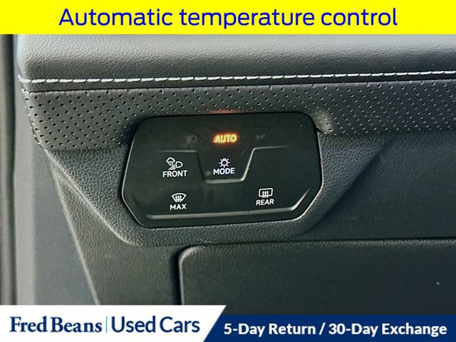 Used 2024 Volkswagen Atlas Cross Sport SE w/ Panoramic Sunroof Package AWD/4WD image 13