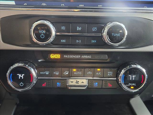 Certified 2022 Ford F350 Lariat w/ Lariat Ultimate Package image 15