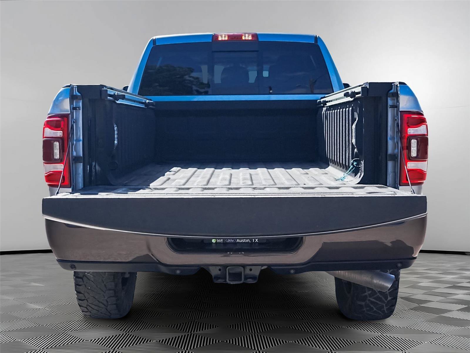 Used 2024 RAM 2500 Limited AWD/4WD image 27