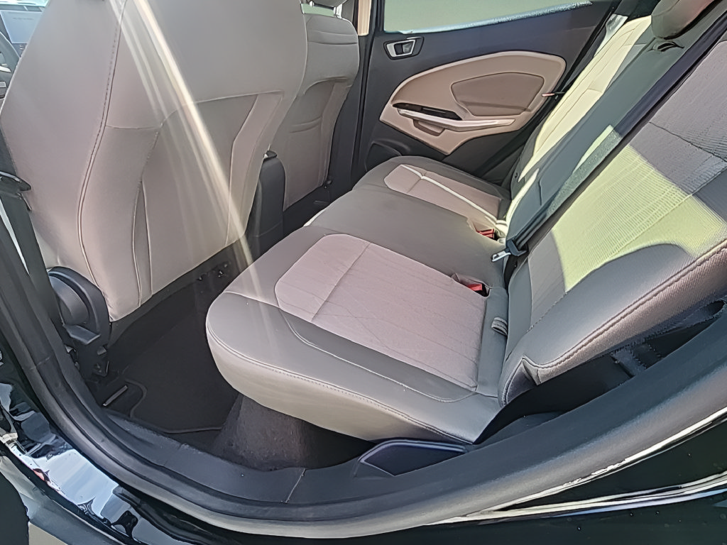 Certified 2021 Ford EcoSport SE FWD image 21