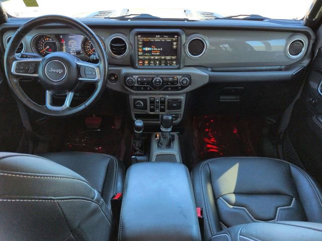 Used 2022 Jeep Wrangler Unlimited Sahara w/ Cold Weather Group AWD/4WD image 15