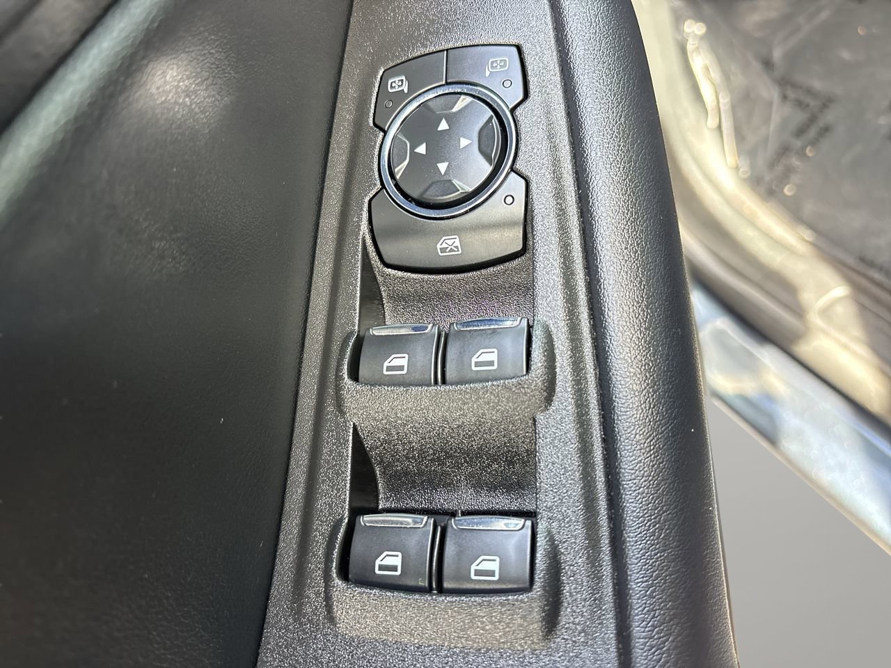 Certified 2024 Ford Edge SE AWD/4WD image 22