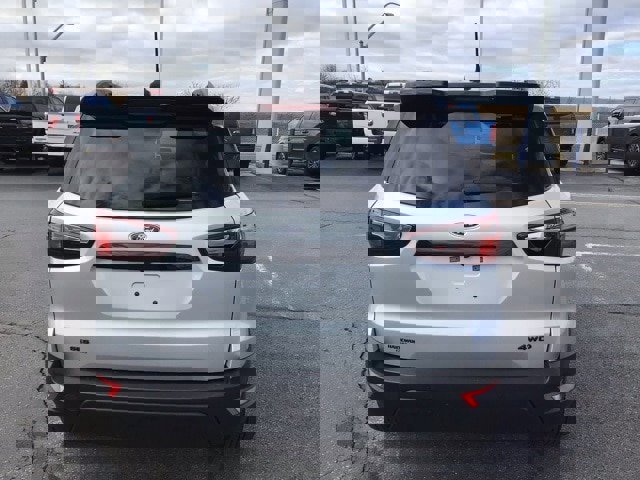 Certified 2022 Ford EcoSport SES w/ Interior Protection Package image 4