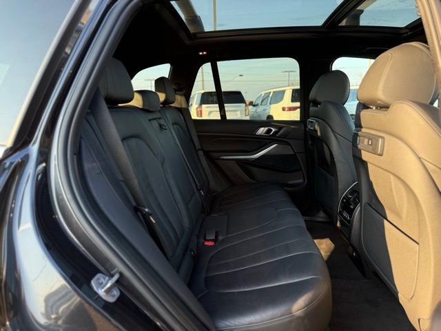 Used 2022 BMW X5 xDrive40i AWD/4WD image 19