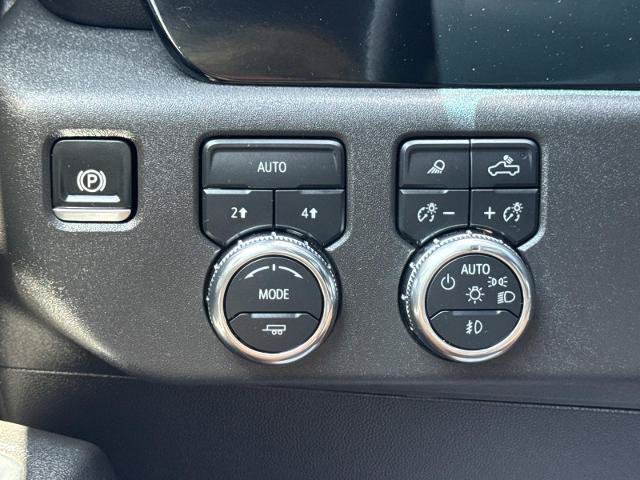 Used 2025 GMC Sierra 1500 SLT AWD/4WD image 20
