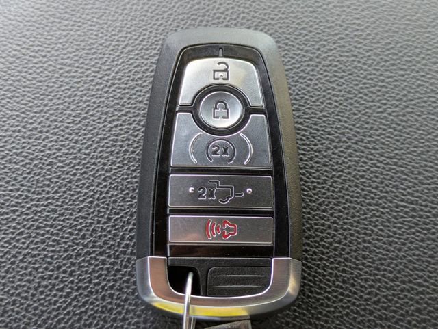 Certified 2025 Ford F150 Lariat w/ Equipment Group 502A High image 30