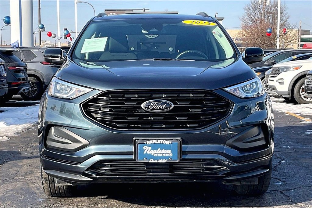 Certified 2022 Ford Edge SE w/ Black Appearance Package image 2