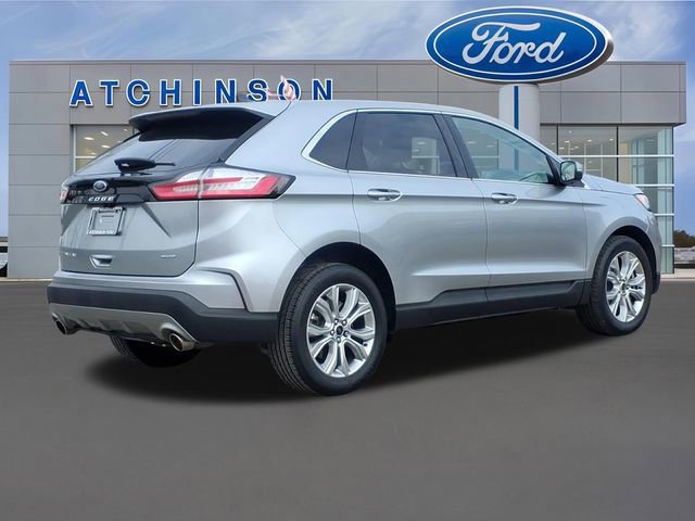 Certified 2024 Ford Edge Titanium image 4