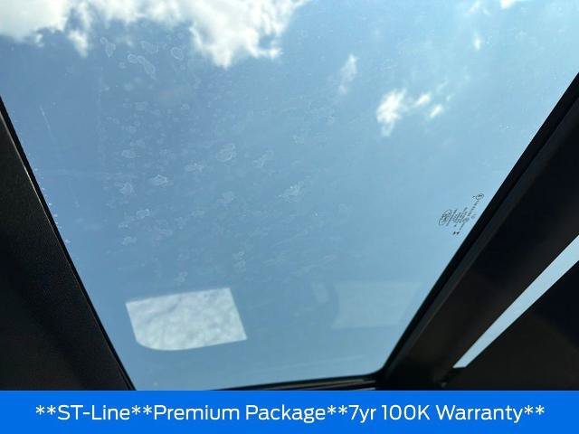Certified 2025 Ford Explorer ST-Line w/ Premium Package AWD/4WD image 17