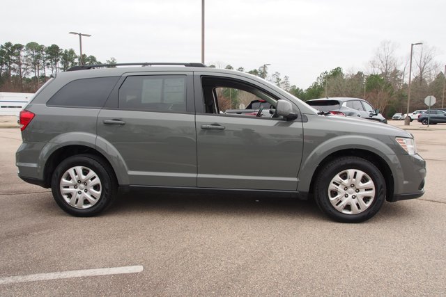 Used 2019 Dodge Journey SE image 6