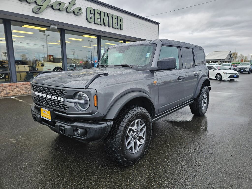 Certified 2025 Ford Bronco Badlands image 2
