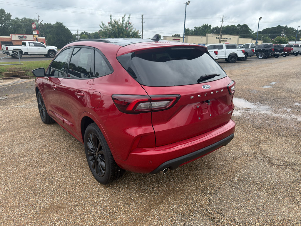 Certified 2026 Ford Escape ST-Line Elite w/ Equipment Group 501A AWD/4WD image 4