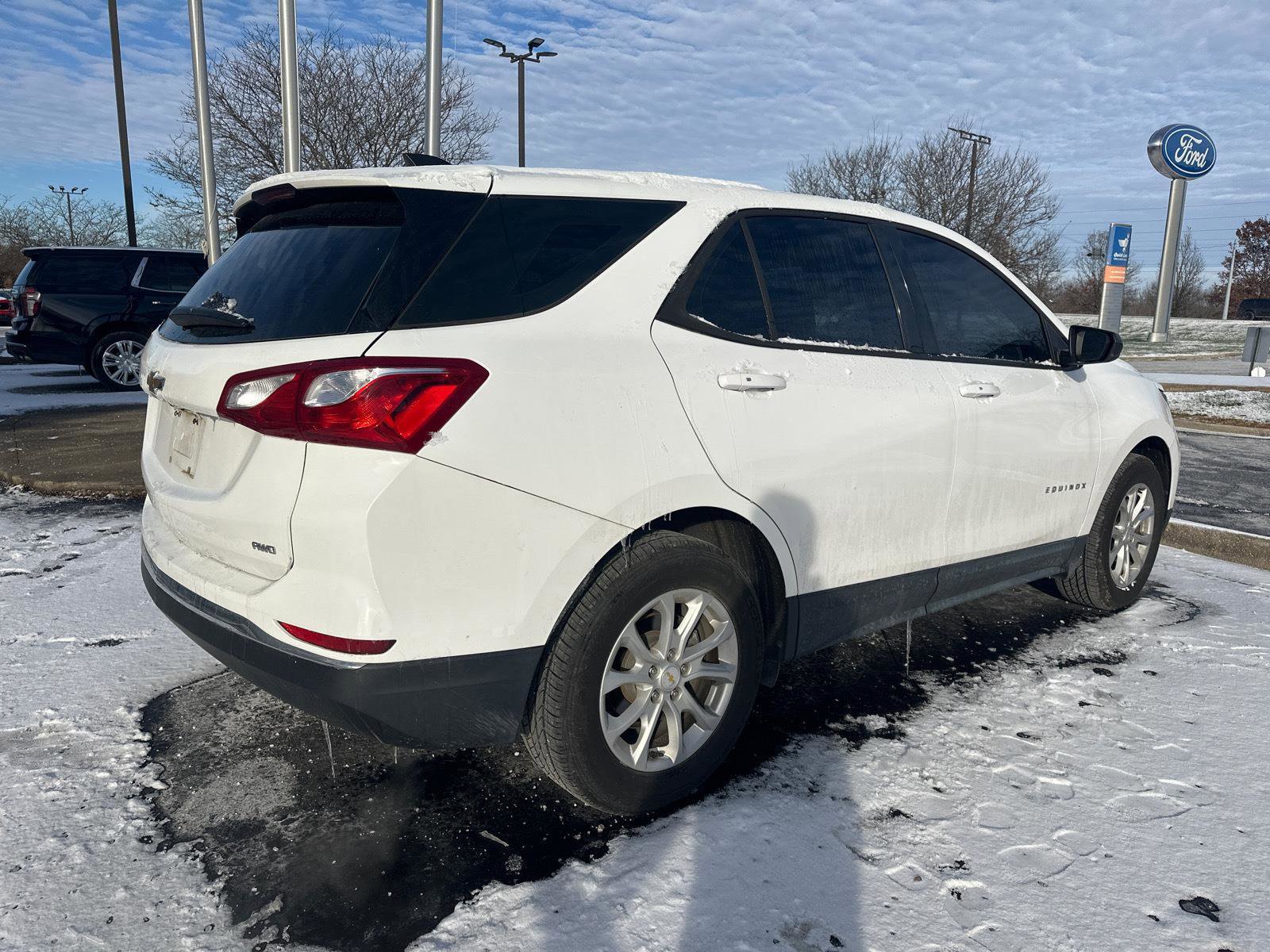 Used 2018 Chevrolet Equinox LS image 10