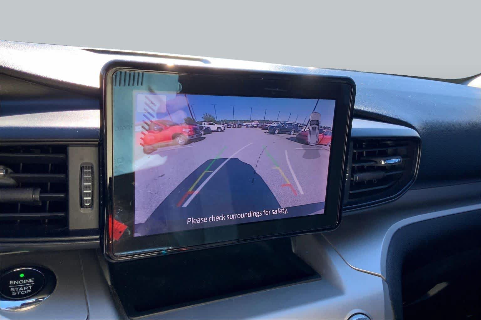 Certified 2021 Ford Explorer XLT RWD image 27