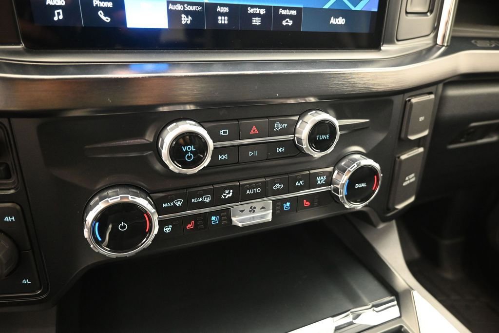 Certified 2025 Ford F350 Lariat w/ Black Appearance Package AWD/4WD image 22