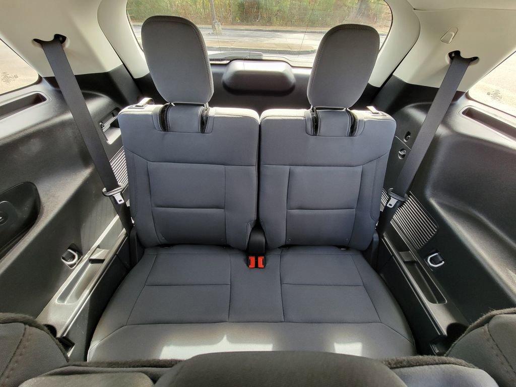 Certified 2025 Ford Explorer Active image 21