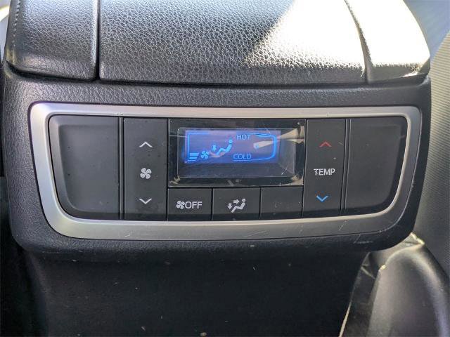 Used 2017 Toyota Highlander LE image 14