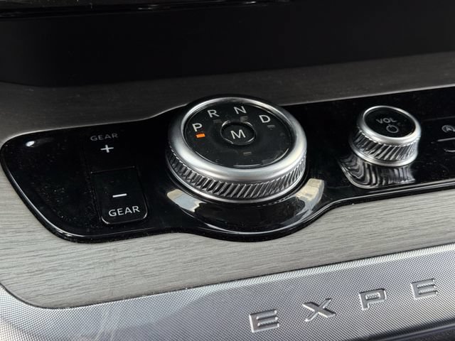 Certified 2025 Ford Expedition Max Platinum AWD/4WD image 18