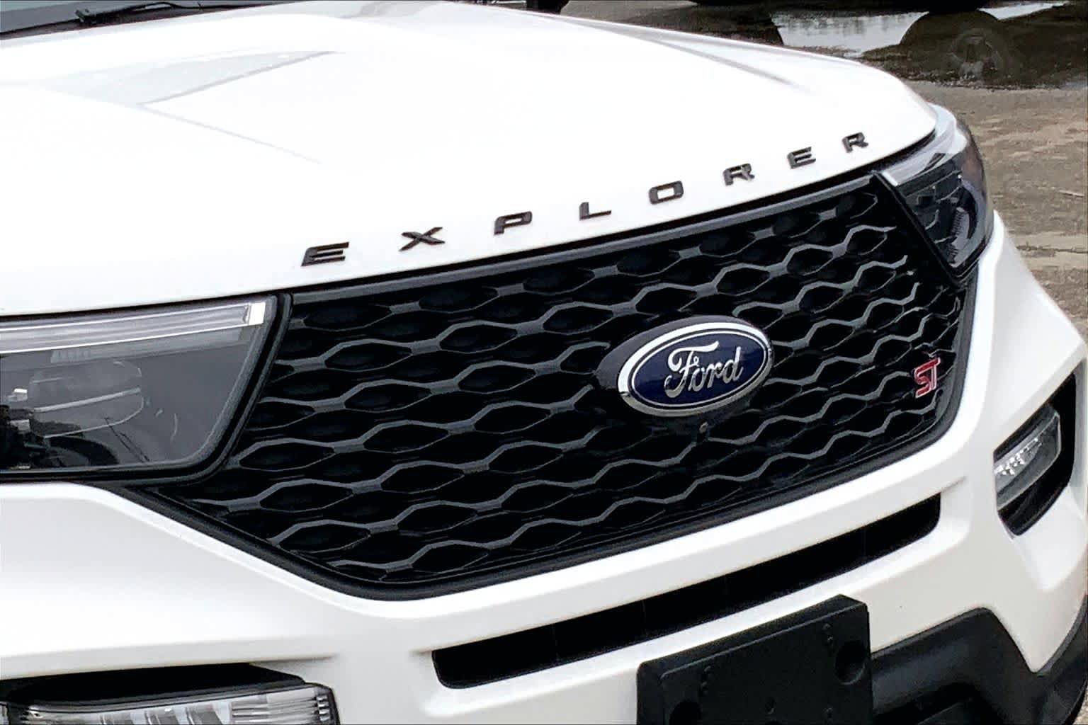 Certified 2021 Ford Explorer ST w/ Equipment Group 401A AWD/4WD image 27