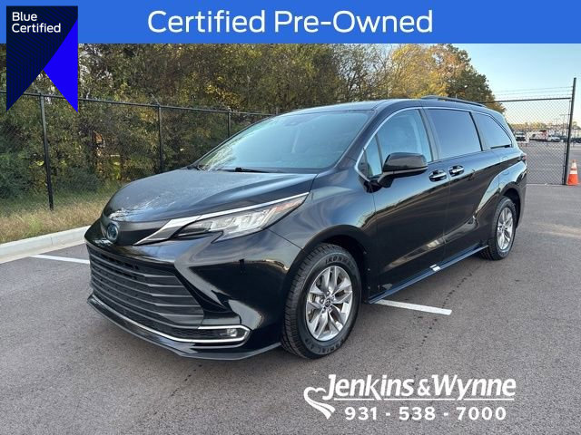 Used 2023 Toyota Sienna XLE